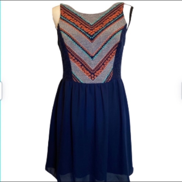 MY MICHELLE ! Aztec Fit & Flare Cute Dress Crochet - Picture 1 of 6